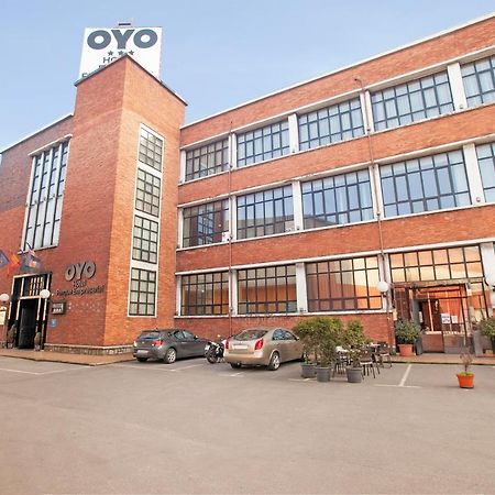 Oyo Hotel Parque Empresarial Авила Экстерьер фото