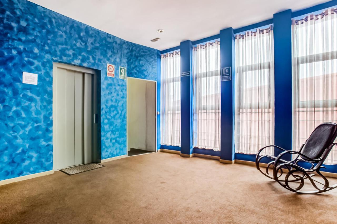 Oyo Hotel Parque Empresarial Авила Экстерьер фото