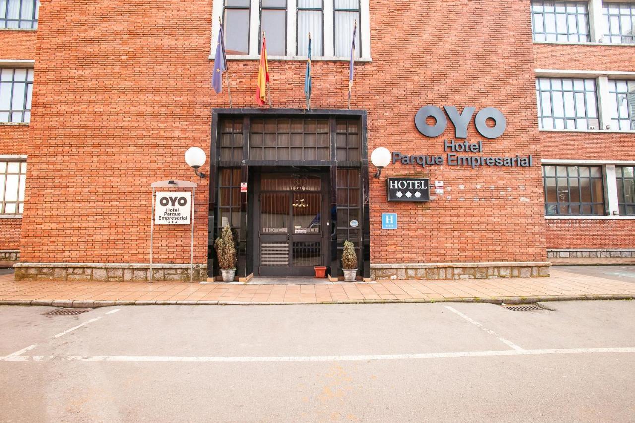 Oyo Hotel Parque Empresarial Авила Экстерьер фото