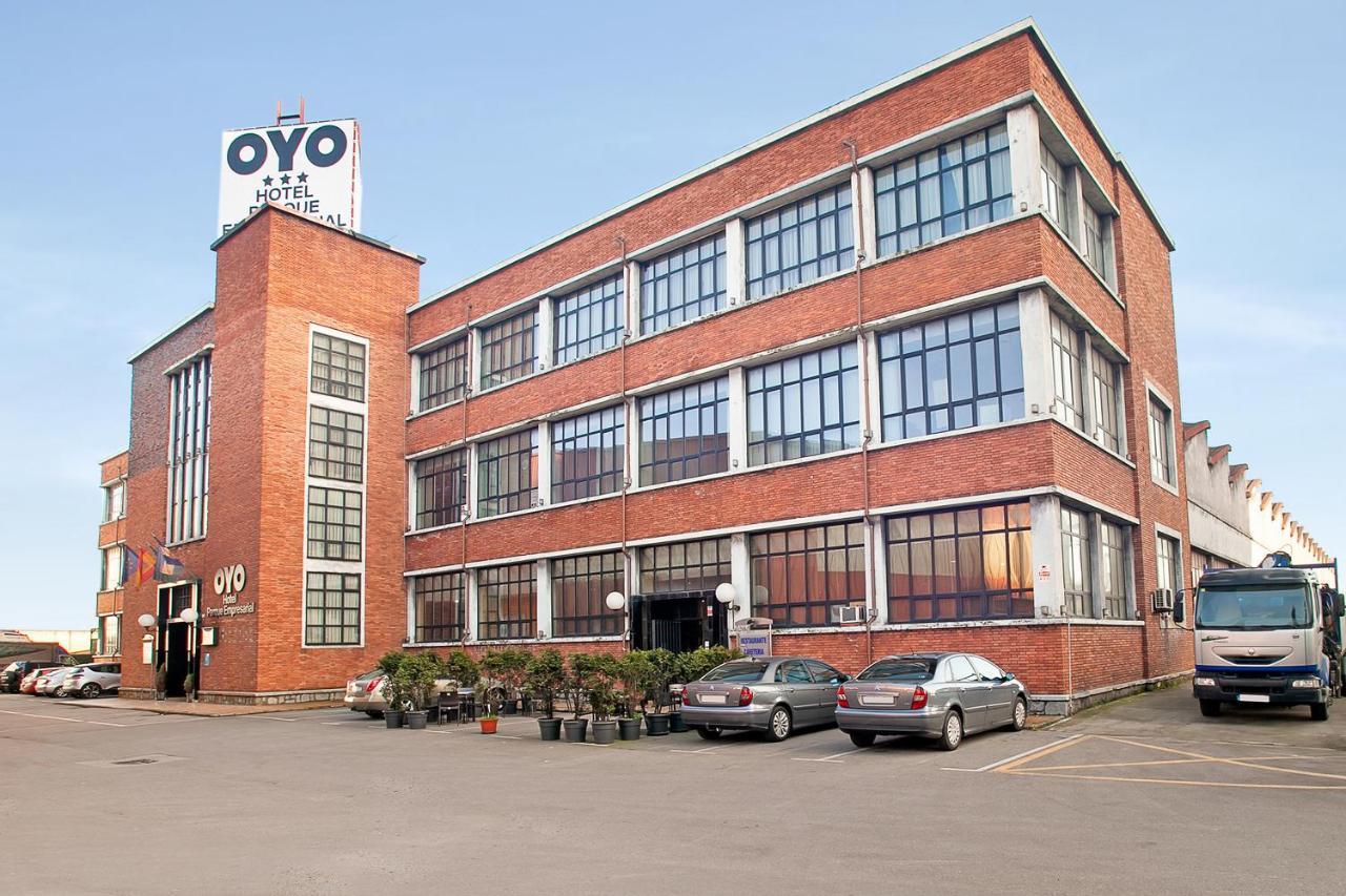 Oyo Hotel Parque Empresarial Авила Экстерьер фото