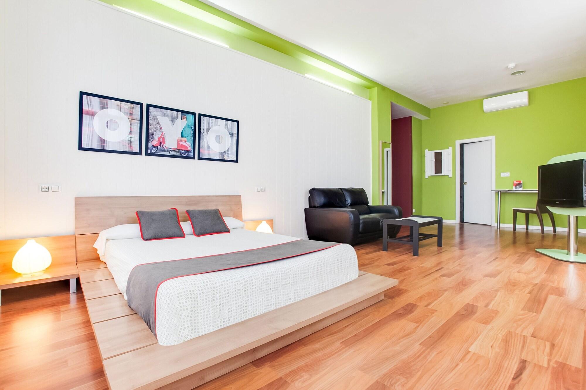 Oyo Hotel Parque Empresarial Авила Экстерьер фото