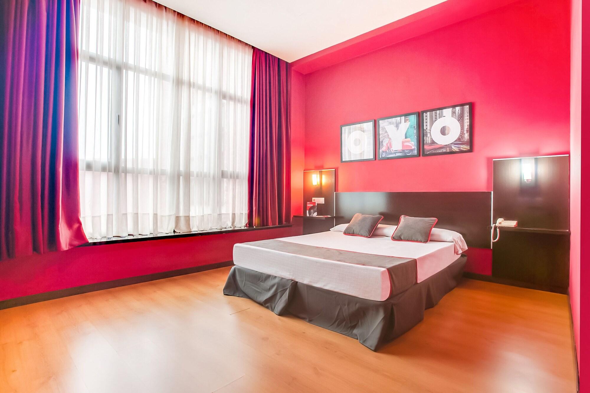 Oyo Hotel Parque Empresarial Авила Экстерьер фото