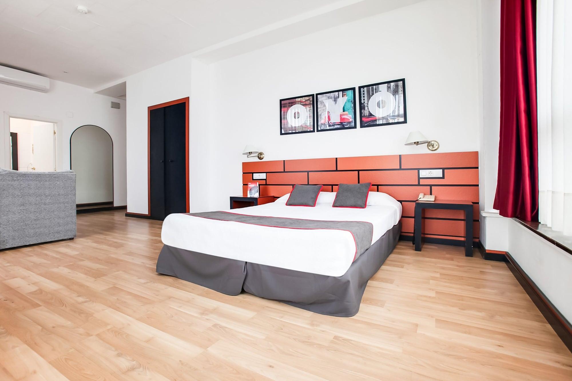 Oyo Hotel Parque Empresarial Авила Экстерьер фото