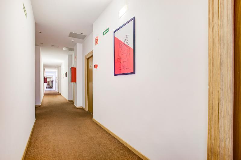 Oyo Hotel Parque Empresarial Авила Экстерьер фото